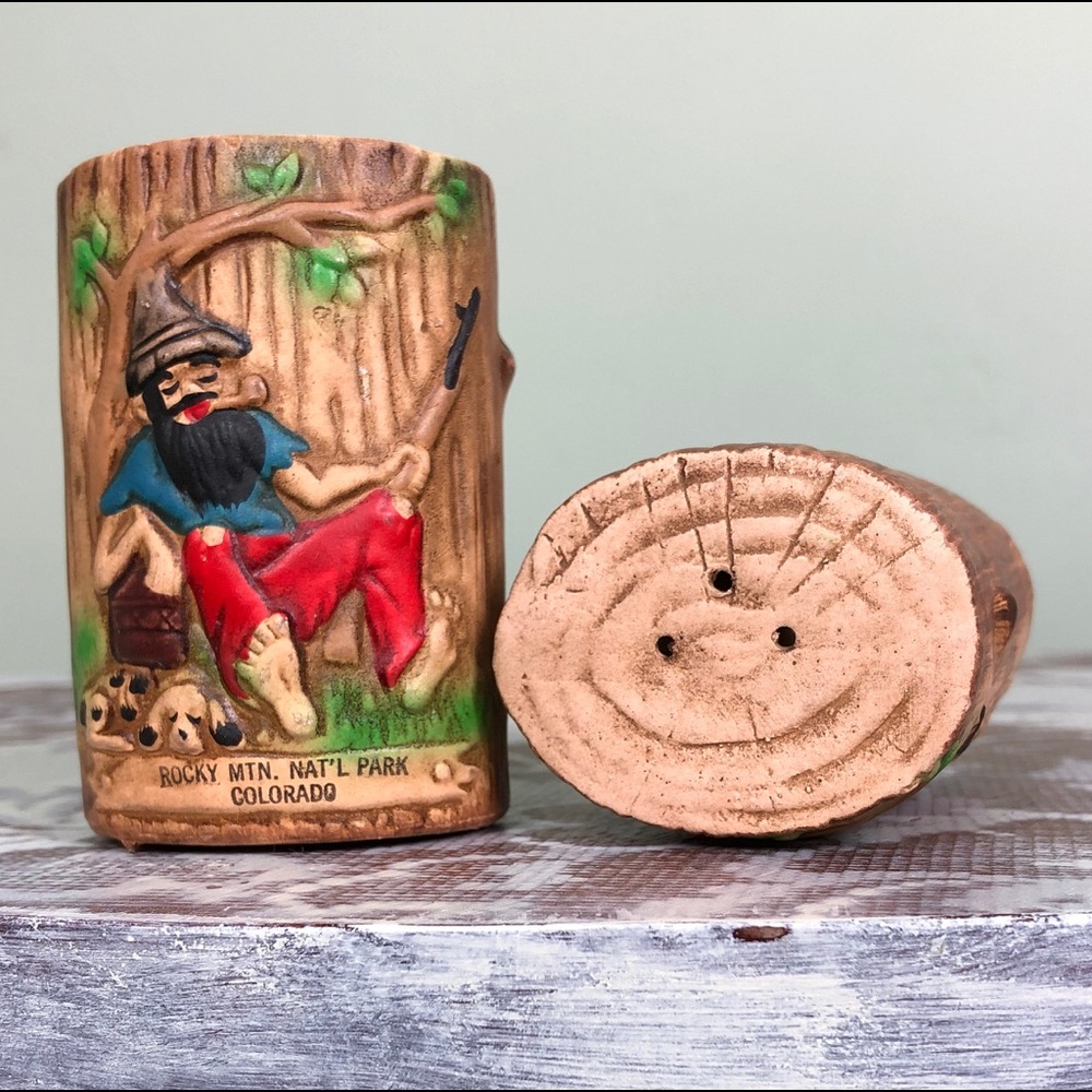 Vintage 70s Rocky Mountain National Park Log Moonshiner Salt and Pepper Shakers